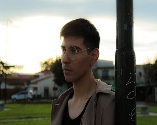 A photo of Alex, the blog author